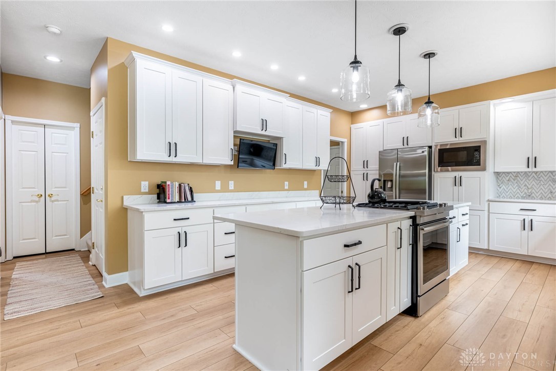 1370 Soaring Heights Drive, Dayton, Ohio image 35