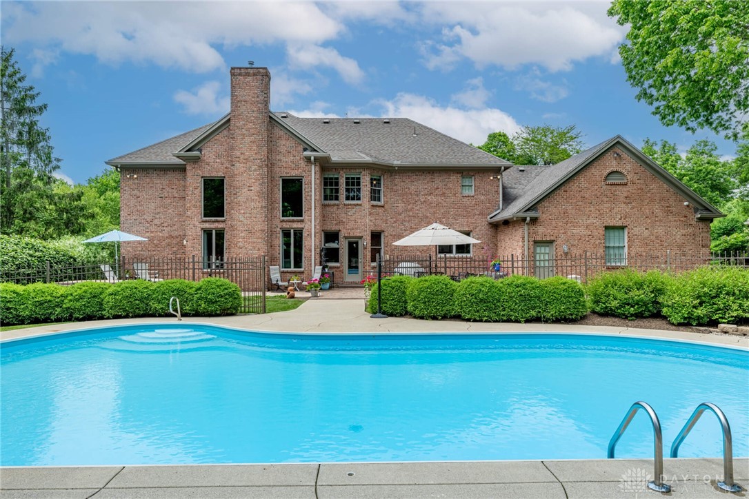 1370 Soaring Heights Drive, Dayton, Ohio image 9