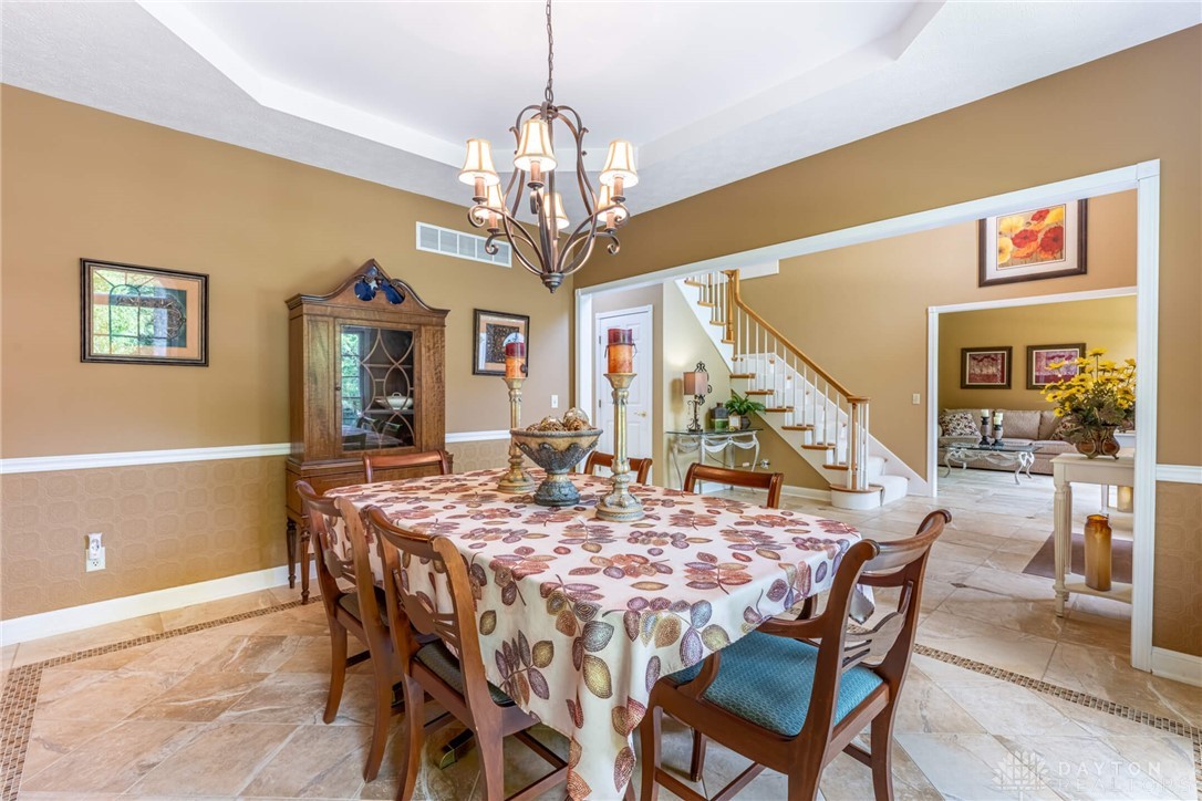 1370 Soaring Heights Drive, Dayton, Ohio image 21