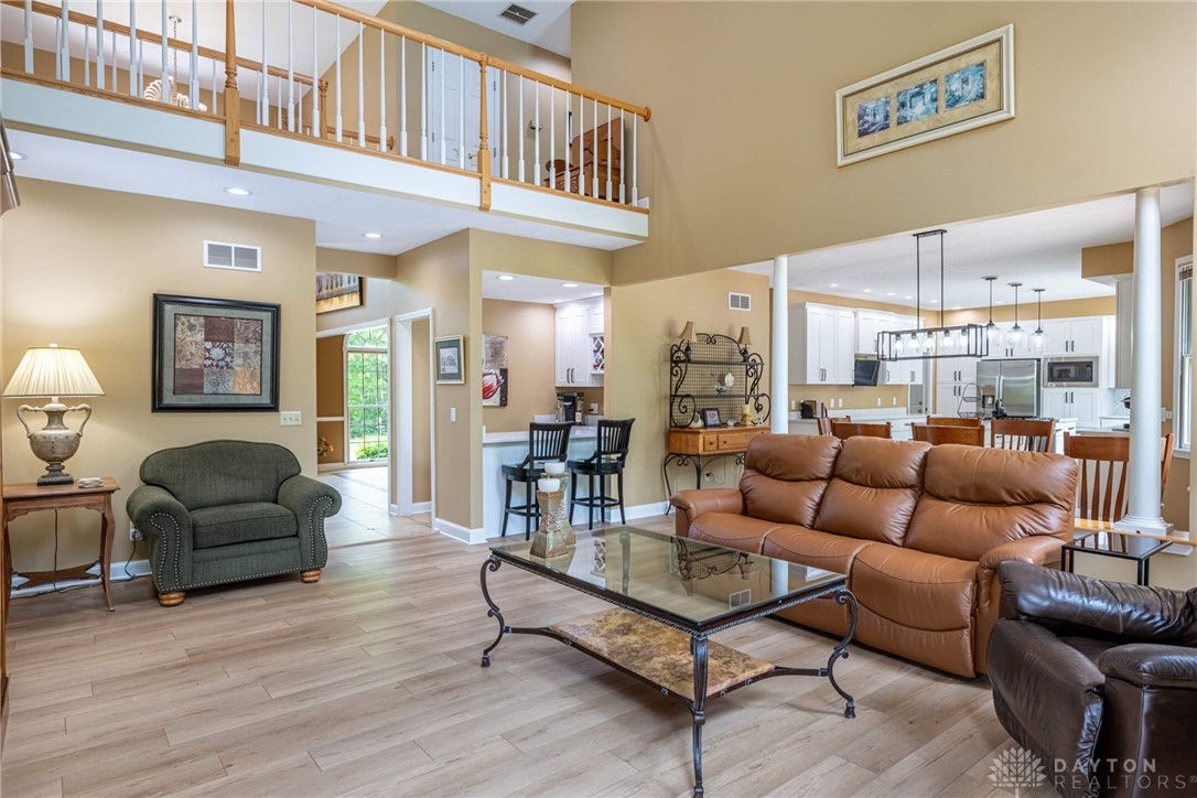 1370 Soaring Heights Drive, Dayton, Ohio image 28