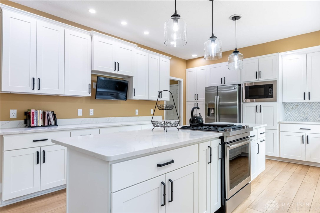 1370 Soaring Heights Drive, Dayton, Ohio image 34