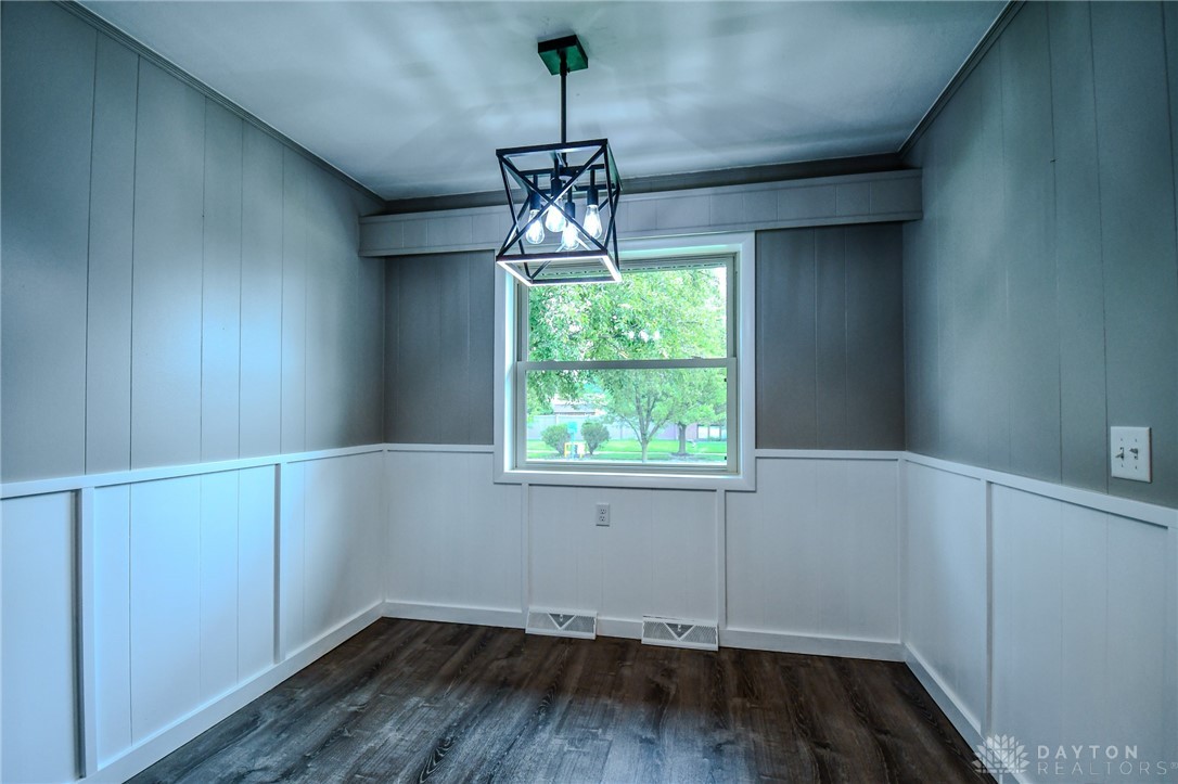 1519 Surrey Road, Troy, Ohio image 21