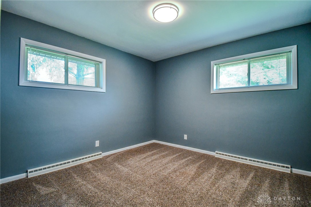 1519 Surrey Road, Troy, Ohio image 27