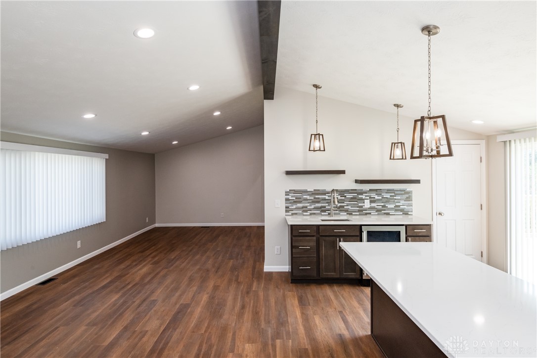 4079 Ken Klare Drive, Beavercreek, Ohio image 21