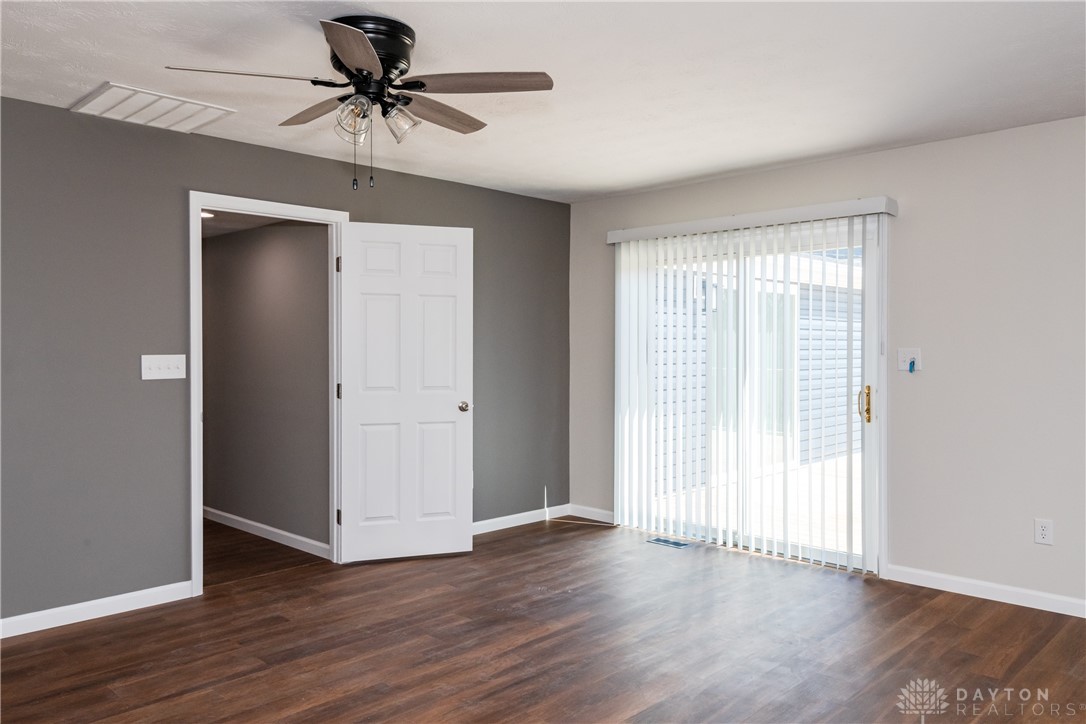 4079 Ken Klare Drive, Beavercreek, Ohio image 27