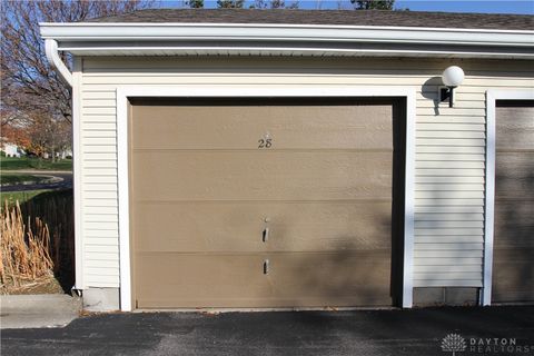 Tiny photo for 1400 Lake Pointe Way #4, Dayton, OH 45459 (MLS # 946587)