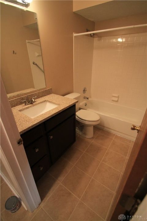 Tiny photo for 1400 Lake Pointe Way #4, Dayton, OH 45459 (MLS # 946587)