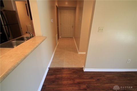 Tiny photo for 1400 Lake Pointe Way #4, Dayton, OH 45459 (MLS # 946587)