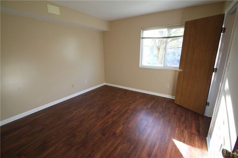 Tiny photo for 1400 Lake Pointe Way #4, Dayton, OH 45459 (MLS # 946587)