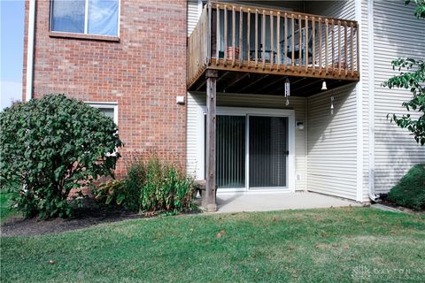 Tiny photo for 1400 Lake Pointe Way #4, Dayton, OH 45459 (MLS # 946587)