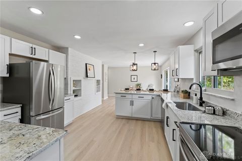 Tiny photo for 1010 Renown Road, Beavercreek, OH 45430 (MLS # 946139)
