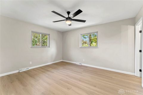 Tiny photo for 1010 Renown Road, Beavercreek, OH 45430 (MLS # 946139)