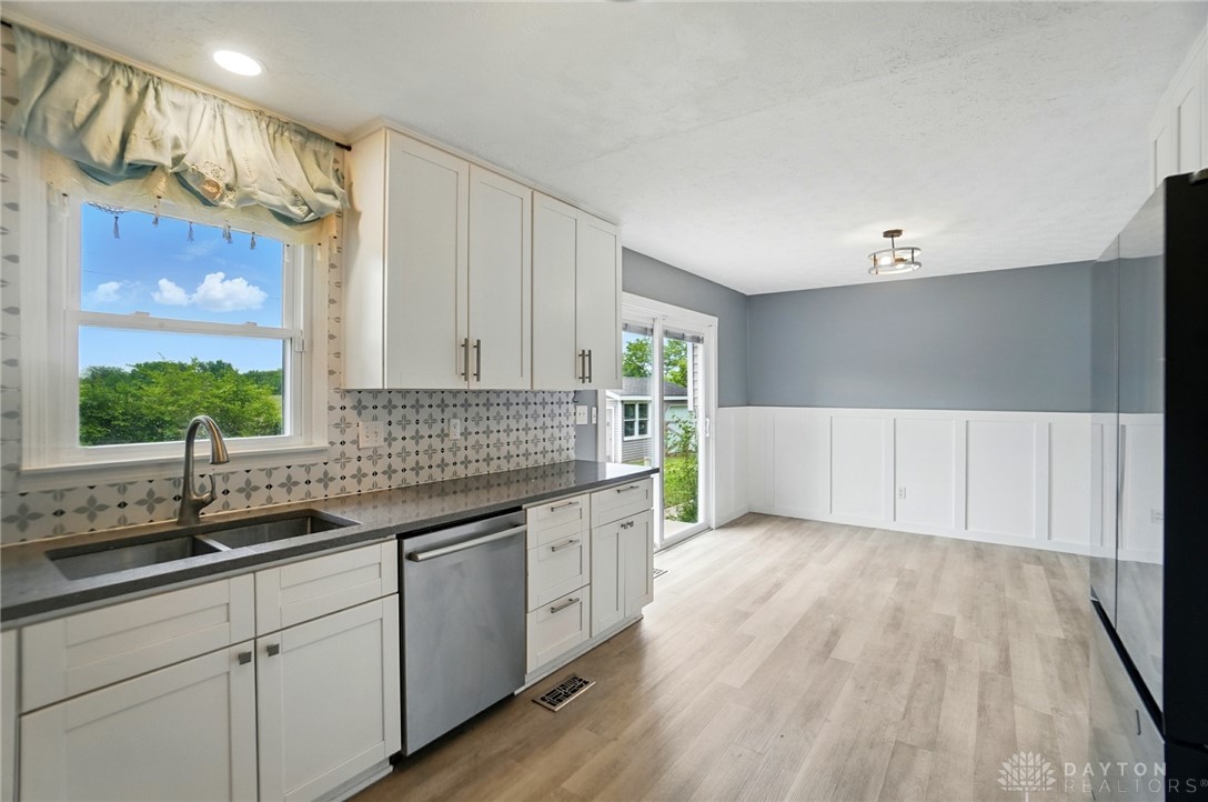 3682 Abbey Lane, Mechanicsburg, Ohio image 12