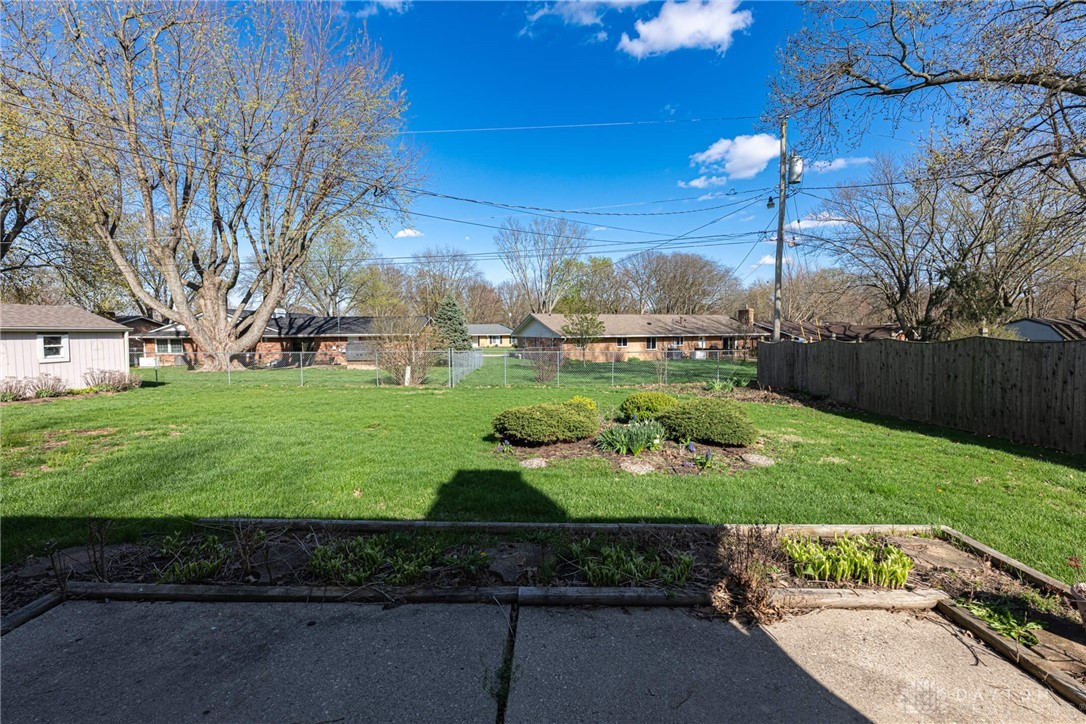 4632 Glenheath Drive, Dayton, Ohio image 37