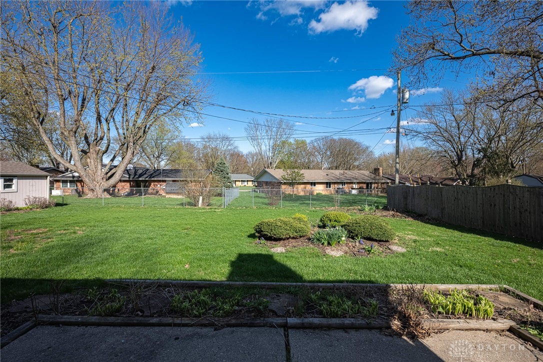 4632 Glenheath Drive, Dayton, Ohio image 35