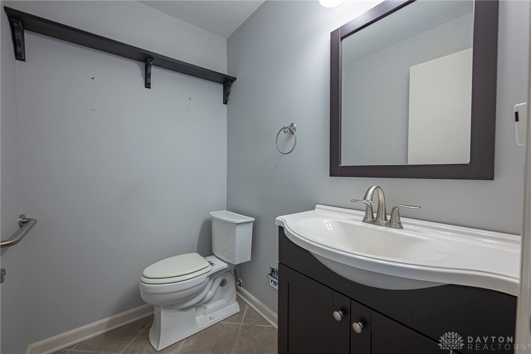 4632 Glenheath Drive, Dayton, Ohio image 33