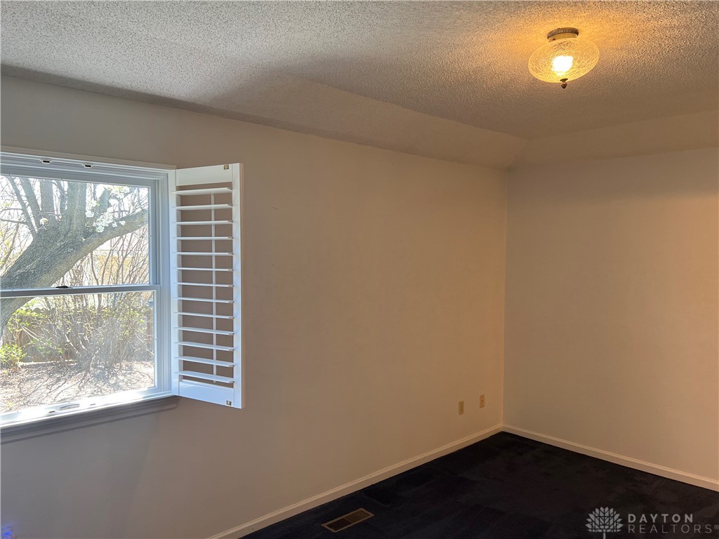 660 Thornburg Place, Tipp City, Ohio image 17