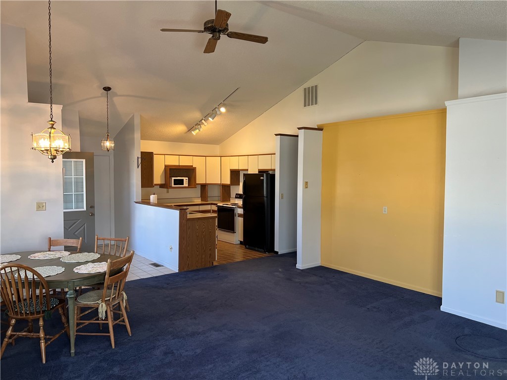660 Thornburg Place, Tipp City, Ohio image 10
