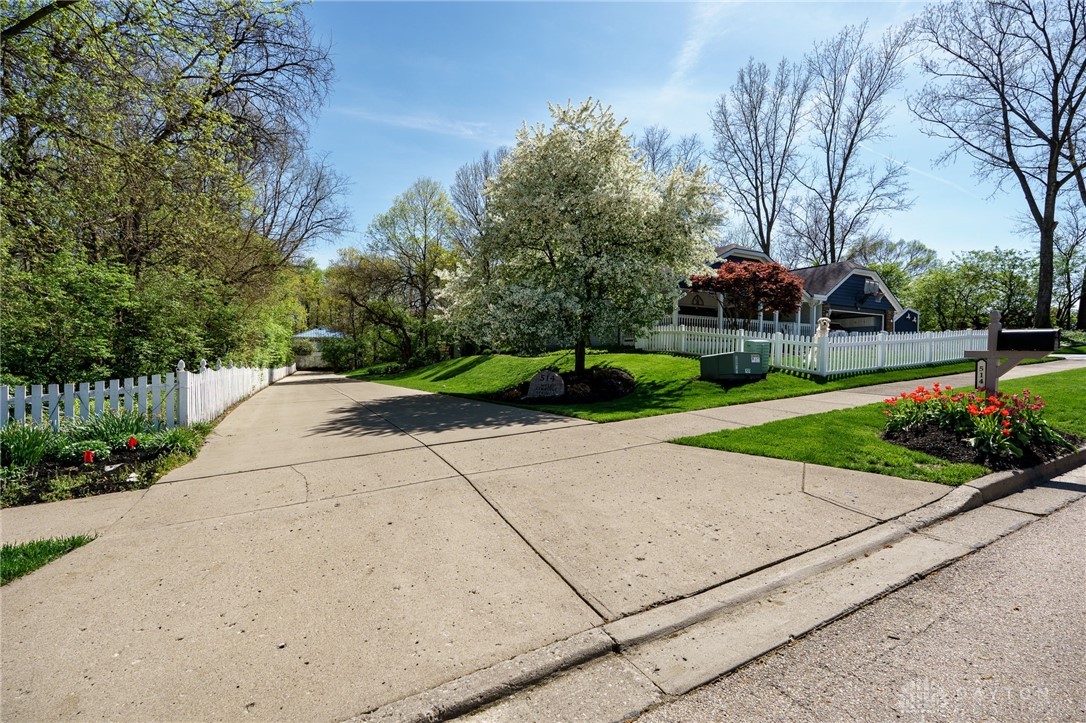 514 W Alkaline Springs Road, Vandalia, Ohio image 3