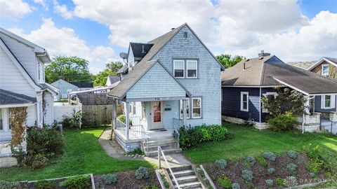 Photo of 816 E Pearl Street, Miamisburg, OH 45342 (MLS # 946166)