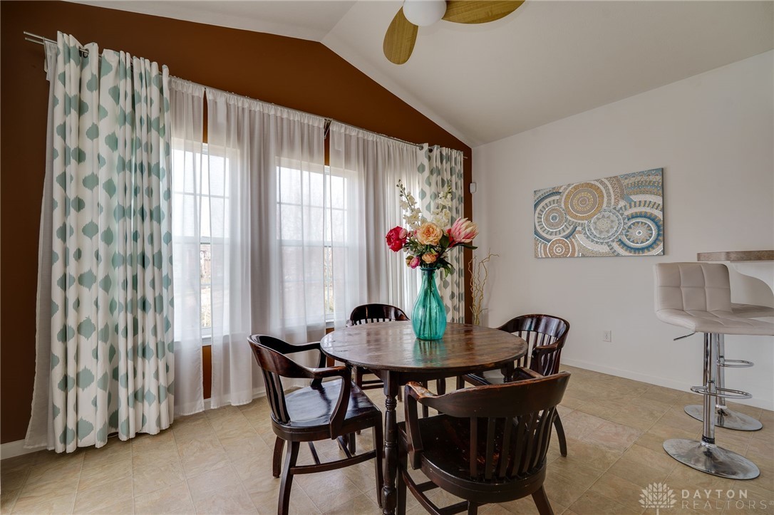 5561 Sagewood Drive, Miamisburg, Ohio image 15