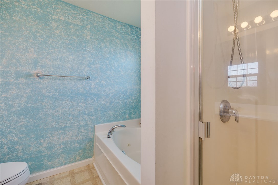 5561 Sagewood Drive, Miamisburg, Ohio image 29