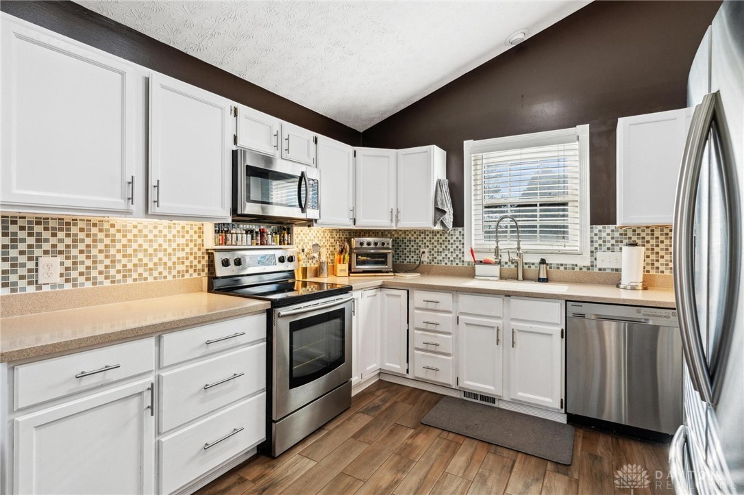 195 Fairfield Court, Springboro, Ohio image 16
