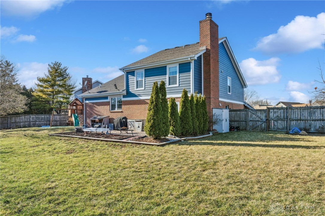 195 Fairfield Court, Springboro, Ohio image 4
