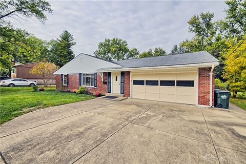 Photo of 144 Upper Hillside Drive, Bellbrook, OH 45305 (MLS # 945967) Photo of 144 Upper Hillside Drive, Bellbrook, OH 45305 (MLS # 945967)