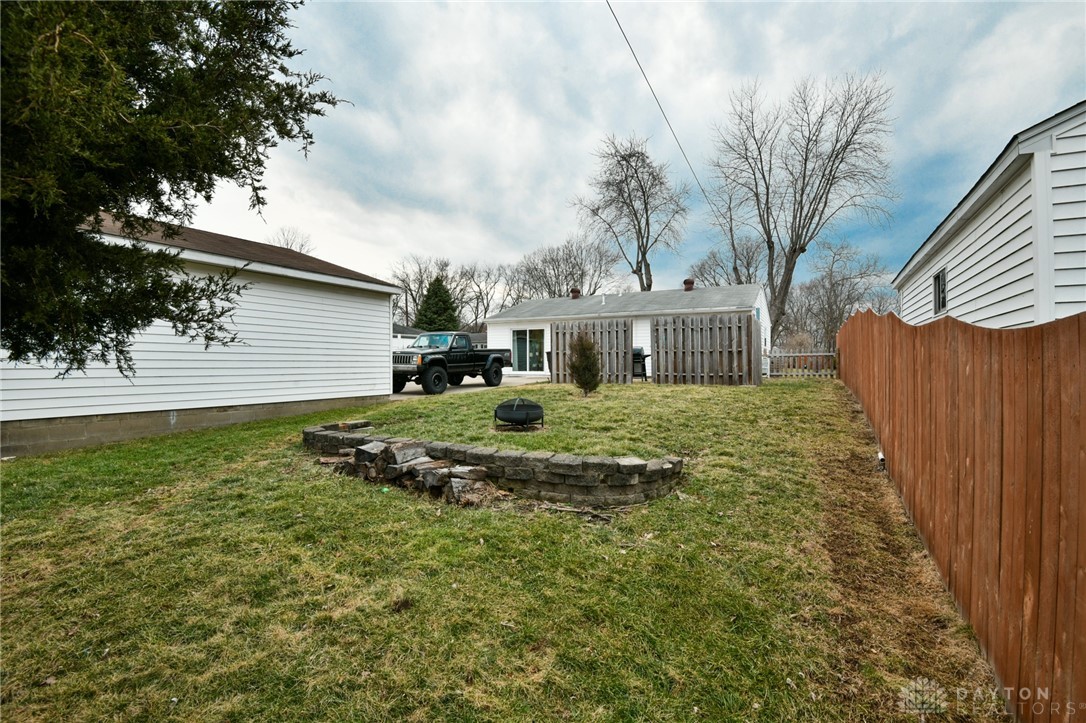 Dayton, Ohio 45449, United States, 3 Bedrooms Bedrooms, ,1 BathroomBathrooms,Residential,Pending,79075