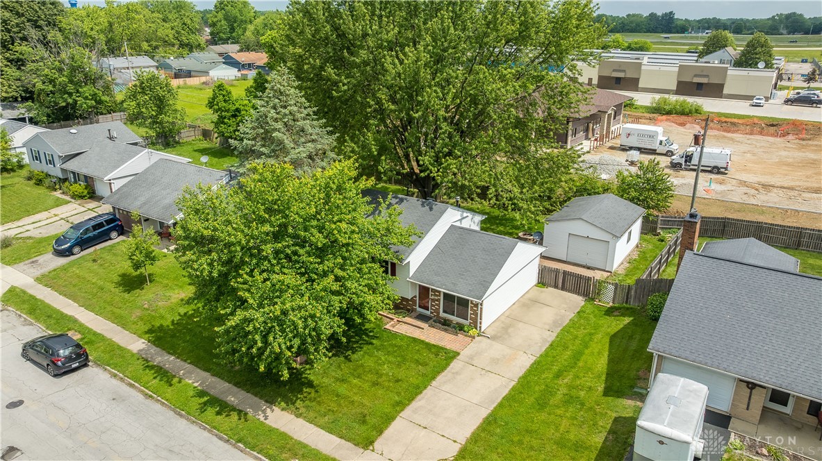 2006 Wimbledon Drive, Xenia, Ohio image 5