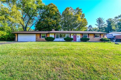 Photo of 2264 S Linda Drive, Bellbrook, OH 45305 (MLS # 944199) Photo of 2264 S Linda Drive, Bellbrook, OH 45305 (MLS # 944199)