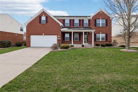 Photo of 9452 Oak Brook Drive, Centerville, OH 45458 (MLS # 954439)