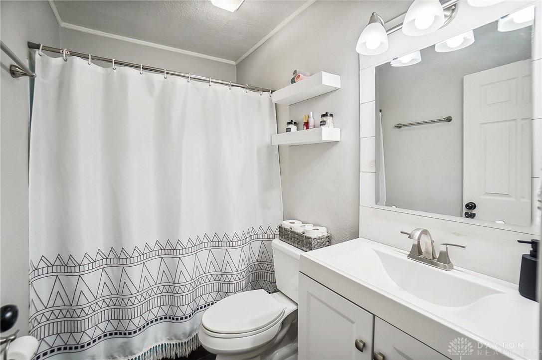 2541 Barryknoll Street, Kettering, Ohio image 16