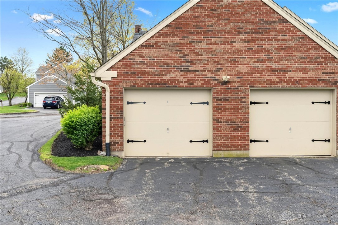 11 Friars Green Court, Fairfield, Ohio image 23