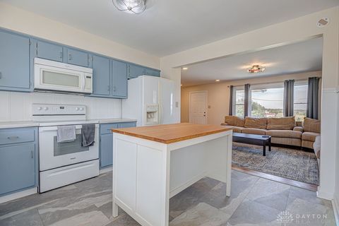 Tiny photo for 3441 Old Oxford Road, Hamilton, OH 45013 (MLS # 945480)
