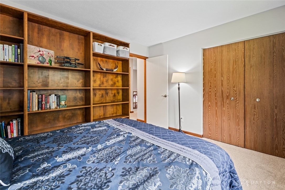 360 Merrick Drive, Beavercreek, Ohio image 29