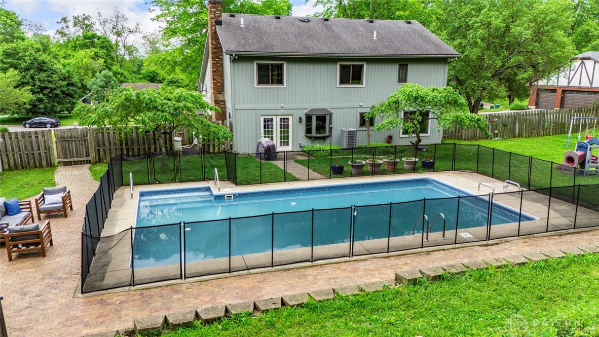 360 Merrick Drive, Beavercreek, Ohio image 2