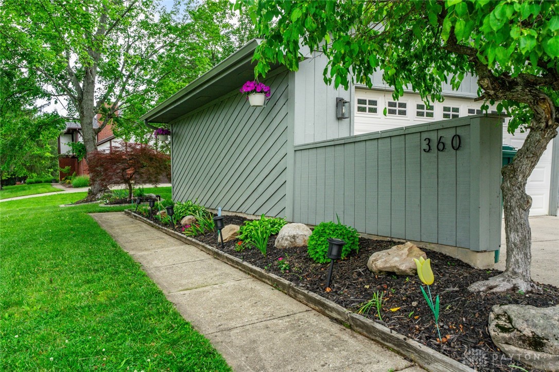 360 Merrick Drive, Beavercreek, Ohio image 13