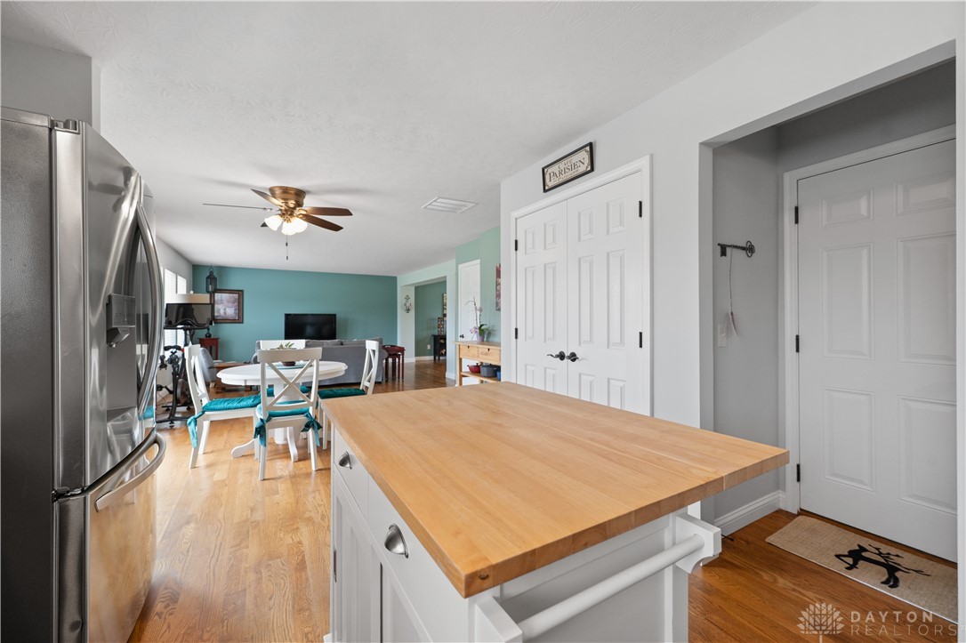 1750 Greentree Meadows Drive, Lebanon, Ohio image 13
