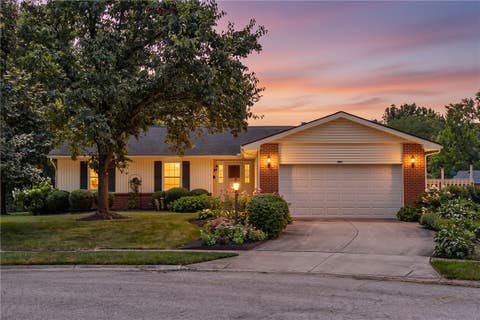 Photo of 4305 Spring Hollow Court, Dayton, OH 45424 (MLS # 965345)