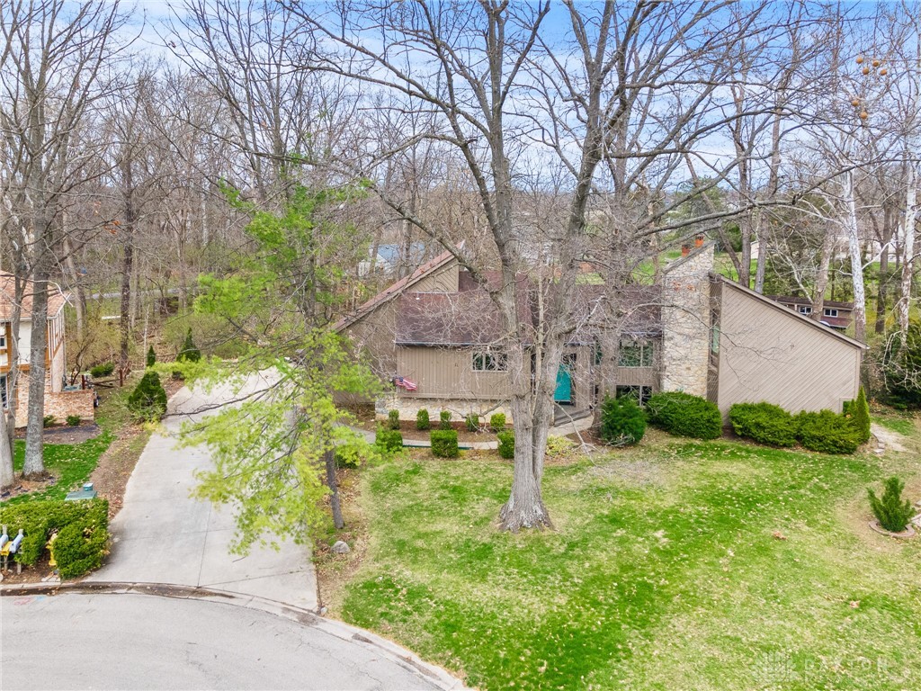 1055 Wilderness Bluff, Tipp City, Ohio image 18