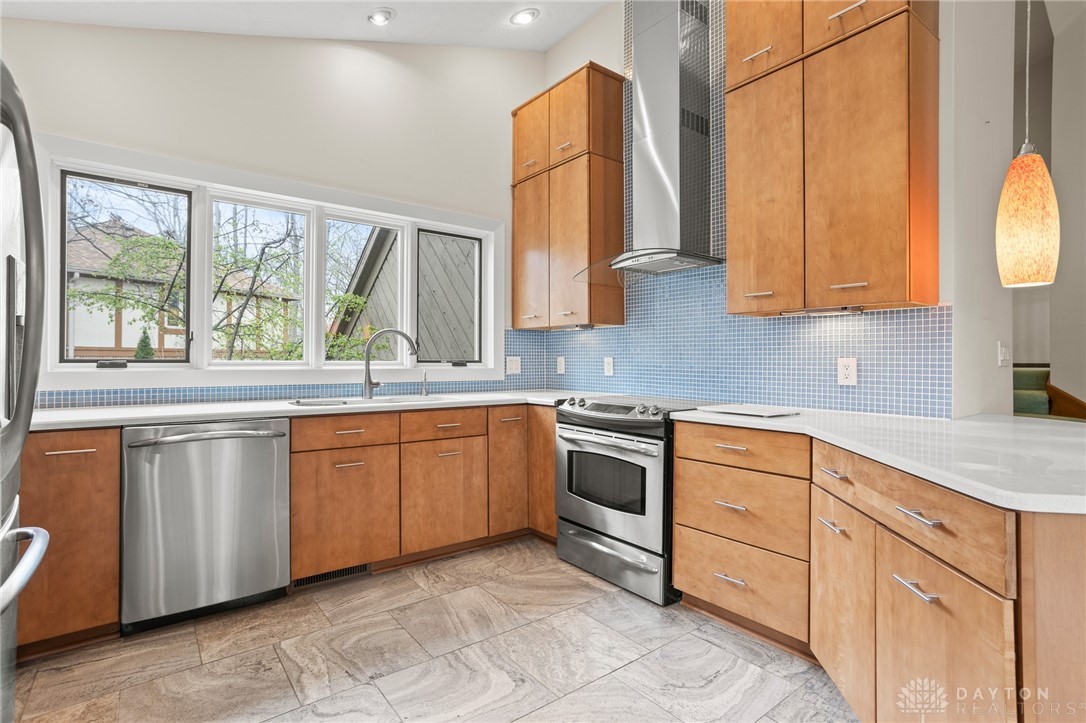 1055 Wilderness Bluff, Tipp City, Ohio image 31