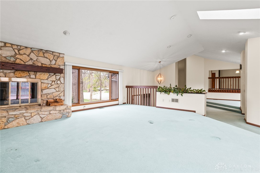 1055 Wilderness Bluff, Tipp City, Ohio image 24