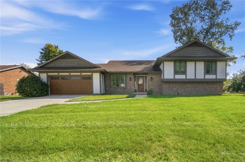 Photo of 1444 Timberlane Drive, Lima, OH 45805 (MLS # 969071)