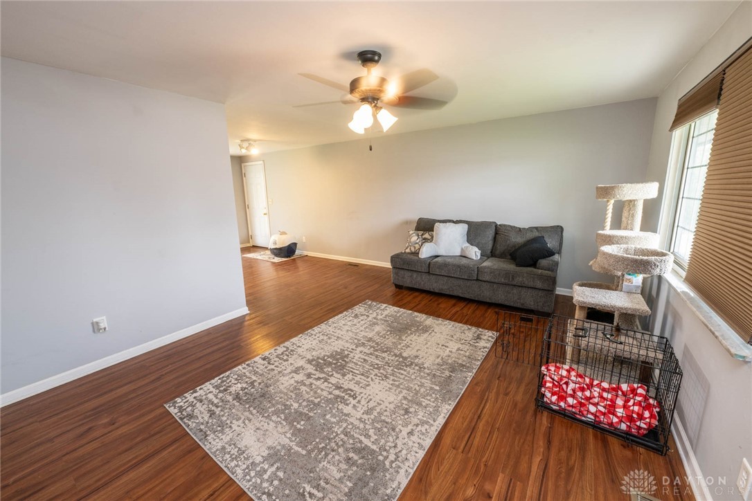 5566 Old Troy Pike, Dayton, Ohio image 4