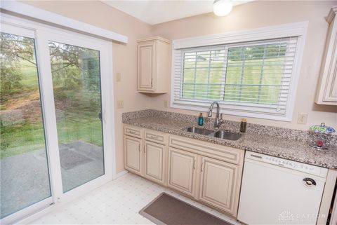 Tiny photo for 12080 Thames Place, Sharonville, OH 45241 (MLS # 945377)
