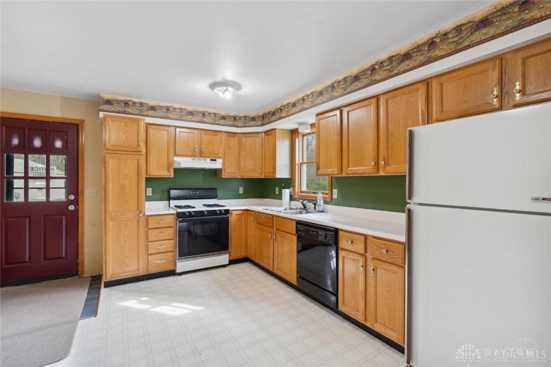 596 St Rt 350 W, Wilmington, Ohio image 14