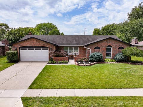 Homes For Sale - 550 Unger Avenue<br/> Englewood, OH 45322