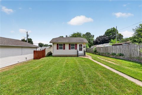 Homes For Sale - 1928 Courtland Avenue<br/> Montgomery County, Dayton, OH 45420